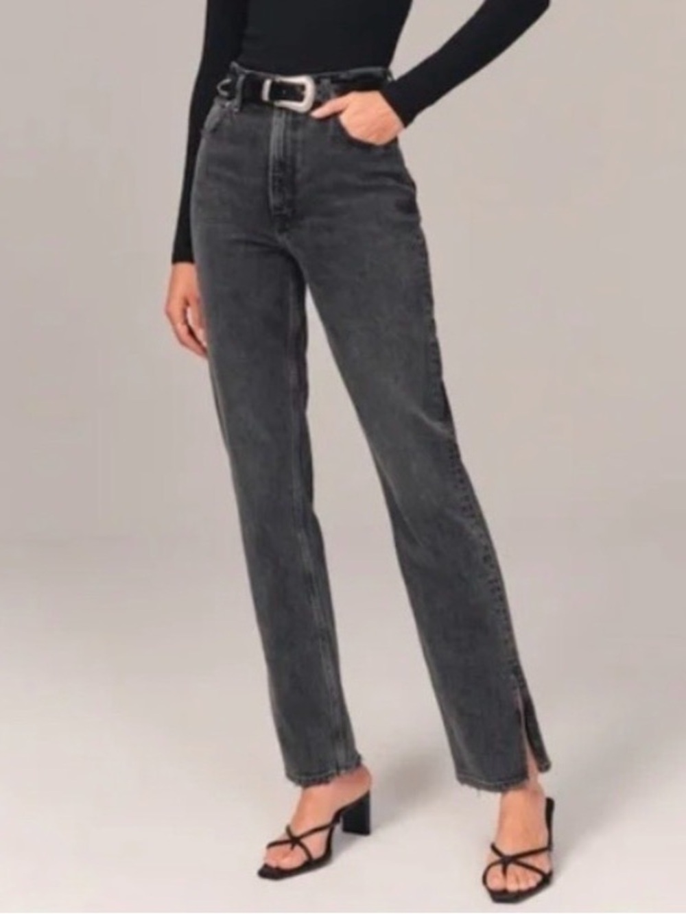Abercrombie & Fitch | Black-Wash The ‘90s Straight Ultra High-Rise Jeans Sz 29/8